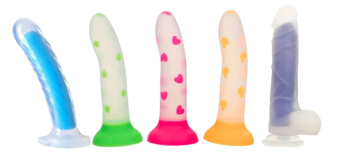 The Best 6-Inch Dildo: Glow-in-the-Dark 6-Inch Dildos review